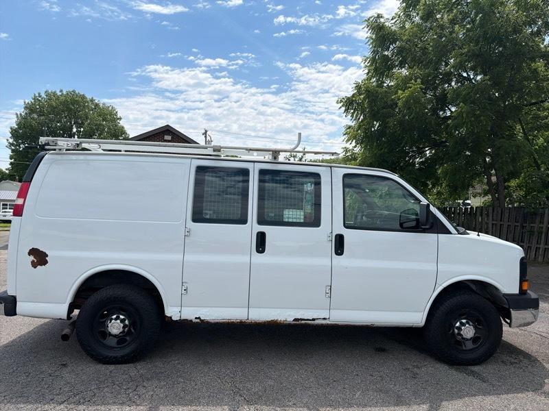 Chevrolet Express 3500 Cargo 2013