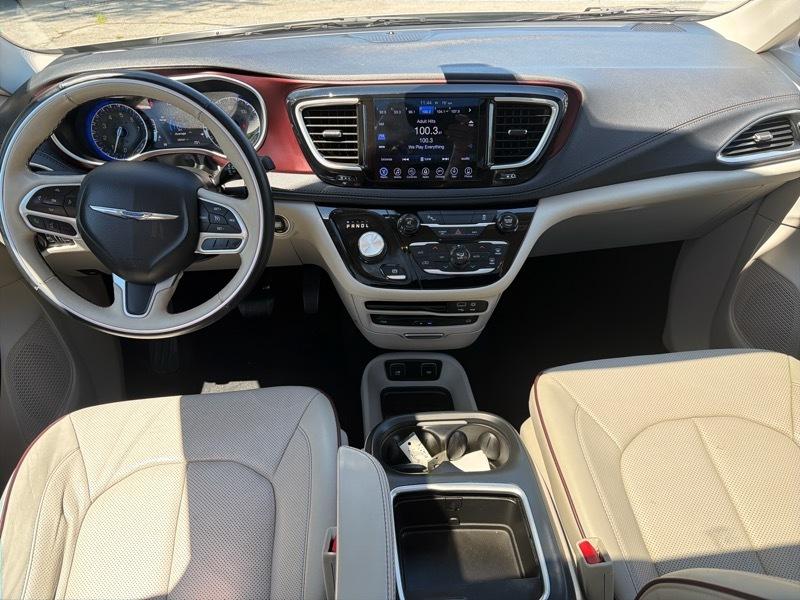 Chrysler Pacifica Limited 2017