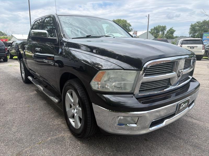 RAM 1500 4WD Crew Cab 149" Big Horn 2011