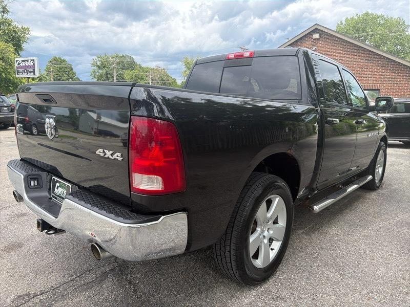 RAM 1500 4WD Crew Cab 149" Big Horn 2011