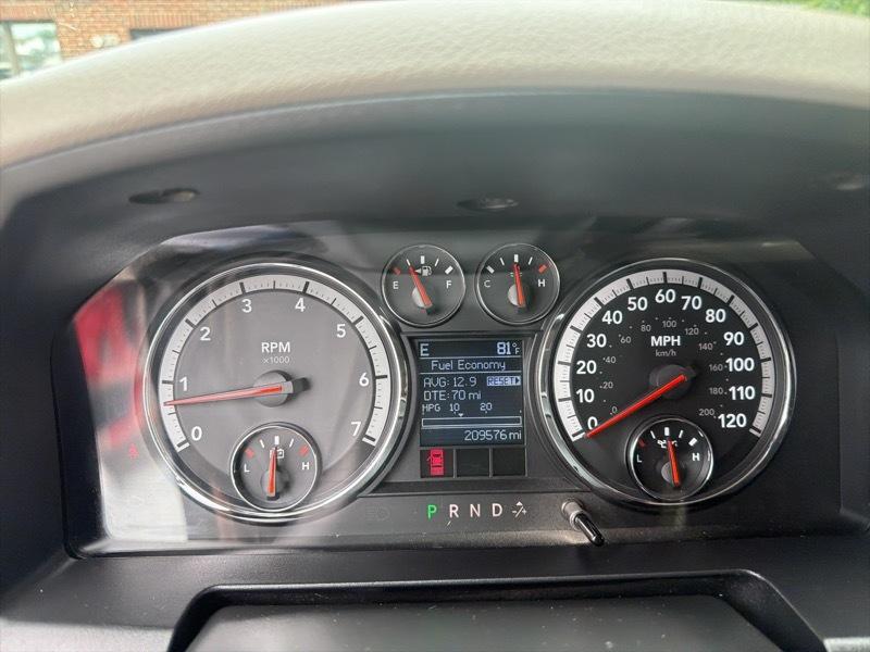 RAM 1500 4WD Crew Cab 149" Big Horn 2011