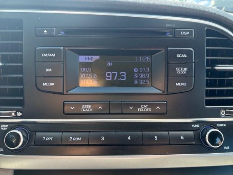 Hyundai Elantra SE 6AT 2017
