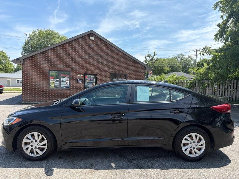 Hyundai Elantra SE 6AT 2017