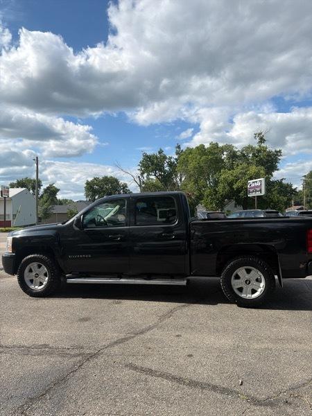 Chevrolet Silverado 1500 2LT Crew Cab 4WD 2010
