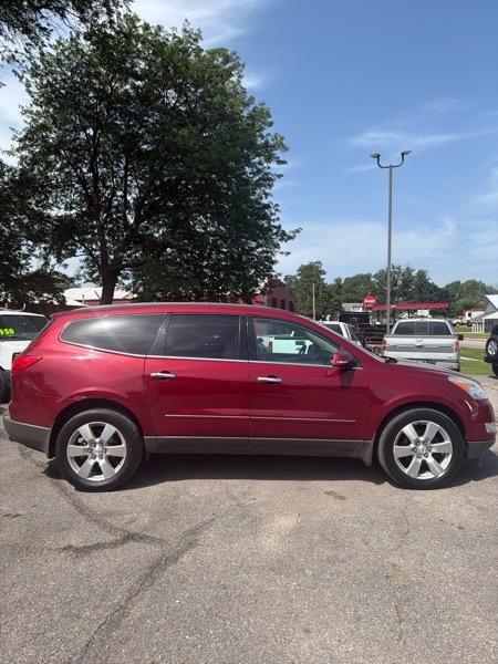 Chevrolet Traverse LTZ AWD 2011