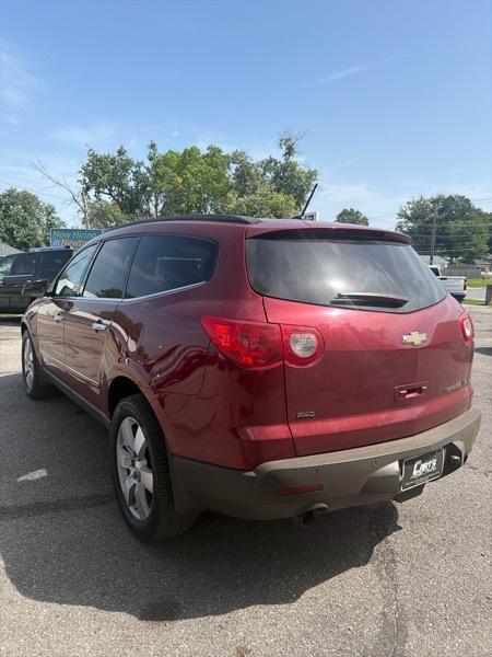 Chevrolet Traverse LTZ AWD 2011