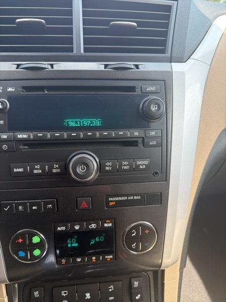 Chevrolet Traverse LTZ AWD 2011