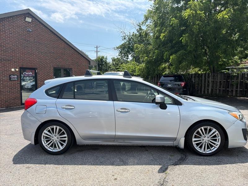 Subaru Impreza Limited 5-Door+S/R 2012