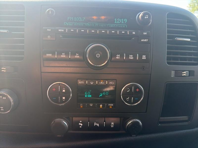 Chevrolet Silverado 2500HD LT Crew Cab 4WD 2014