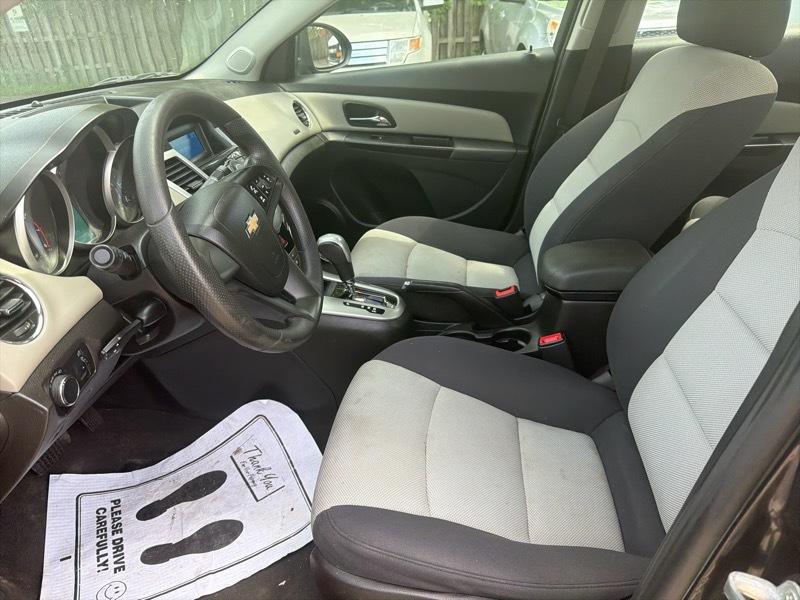 Chevrolet Cruze LS Auto 2014