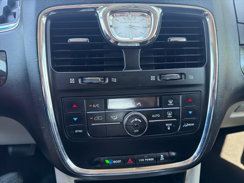 Chrysler Town & Country Touring 2015