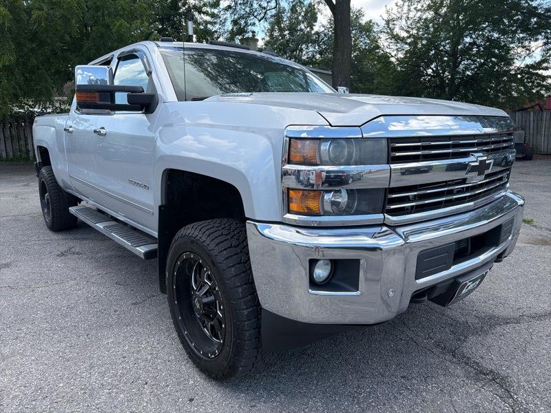 Chevrolet Silverado 2500HD 4WD Crew Cab 167" LTZ 2015