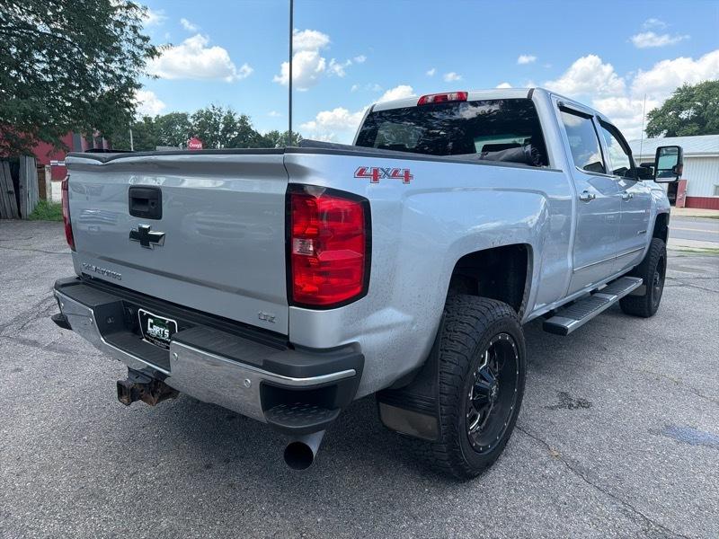 Chevrolet Silverado 2500HD 4WD Crew Cab 167" LTZ 2015