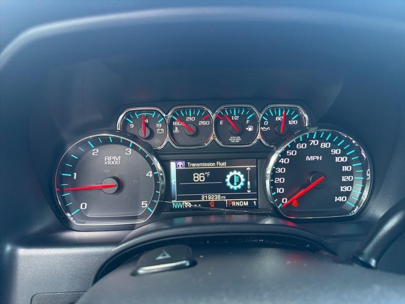 Chevrolet Silverado 2500HD 4WD Crew Cab 167" LTZ 2015