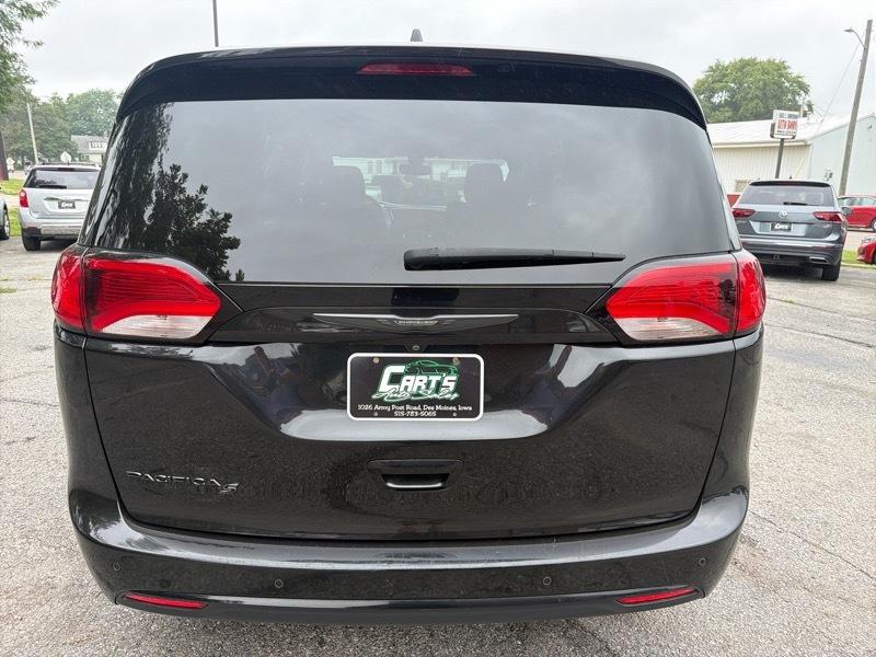 Chrysler Pacifica Touring Plus 2020