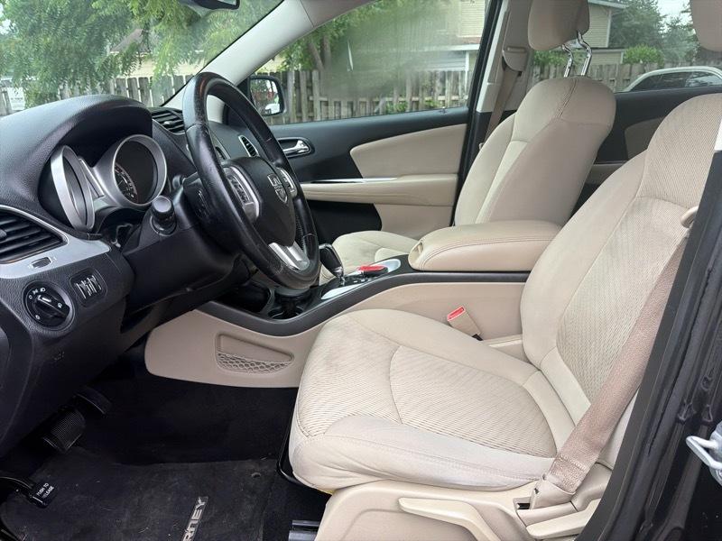 Dodge Journey SXT AWD 2012
