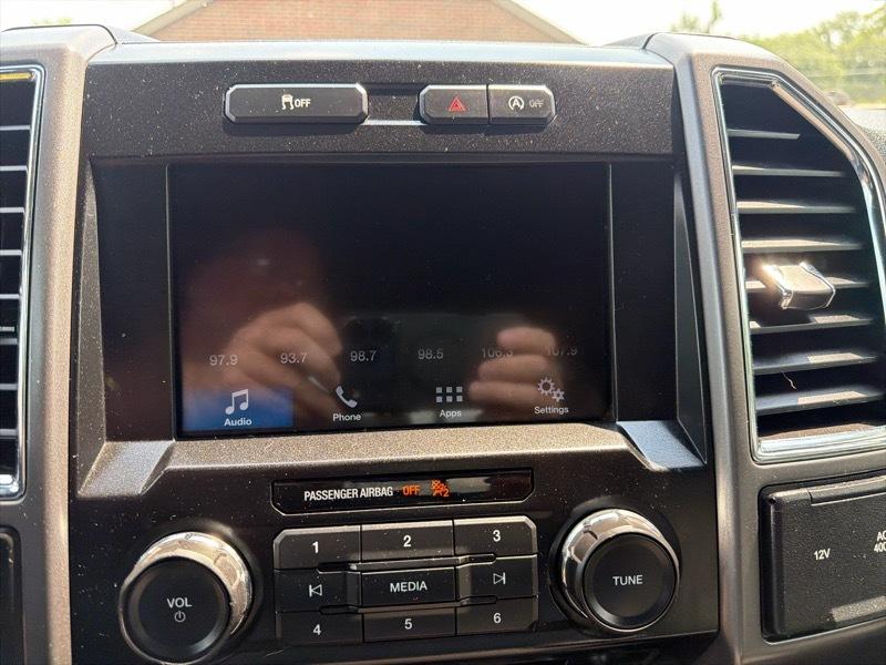 Ford F-150 4WD SuperCrew 145" FX4 2016
