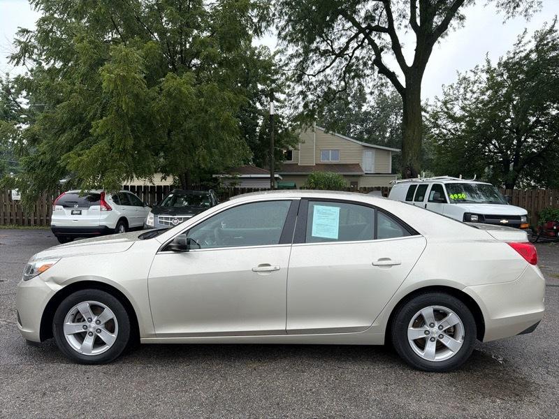Chevrolet Malibu LS 2013