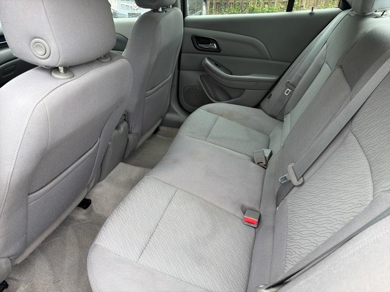 Chevrolet Malibu LS 2013