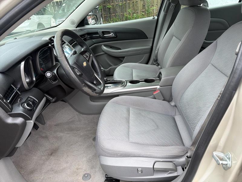 Chevrolet Malibu LS 2013