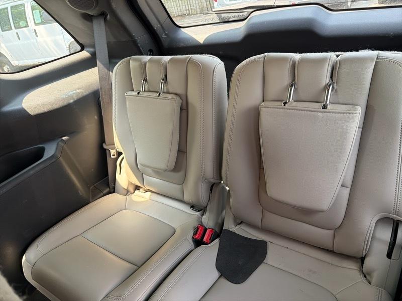 Ford Explorer Limited 4WD 2012