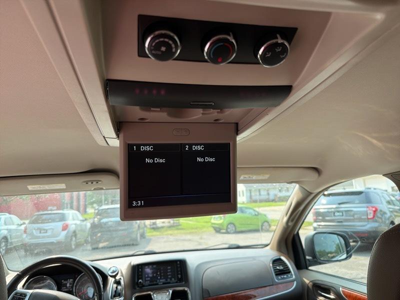 Chrysler Town & Country Touring 2014
