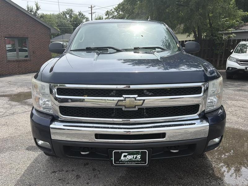 Chevrolet Silverado 1500 1LT Crew Cab 4WD 2011