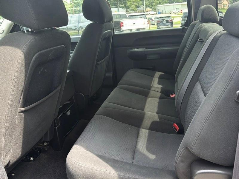 Chevrolet Silverado 1500 1LT Crew Cab 4WD 2011