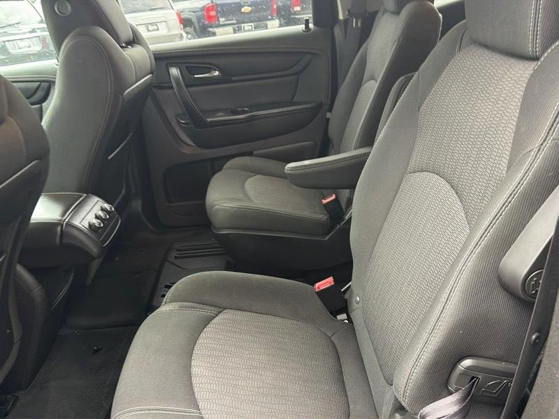 Chevrolet Traverse 1LT FWD 2013
