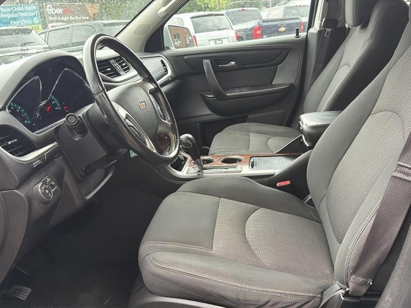 Chevrolet Traverse 1LT FWD 2013