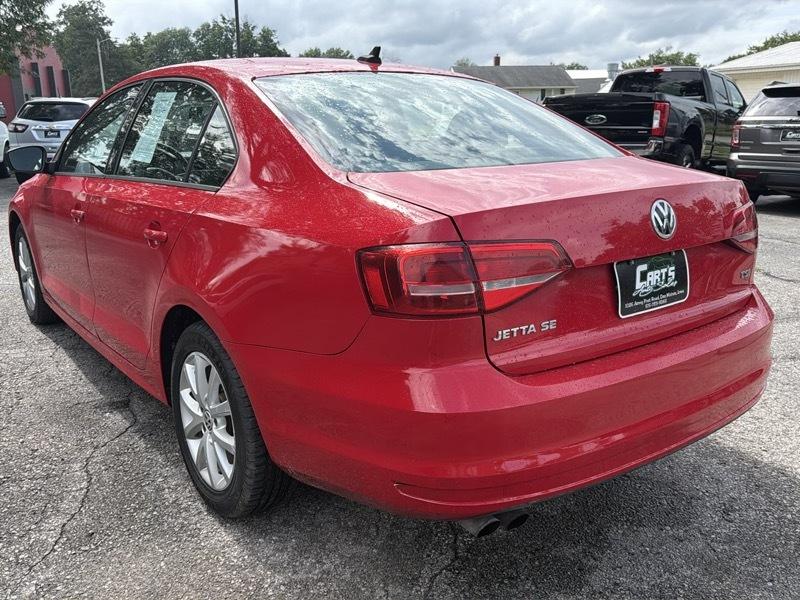 Volkswagen Jetta SE 6A 2015
