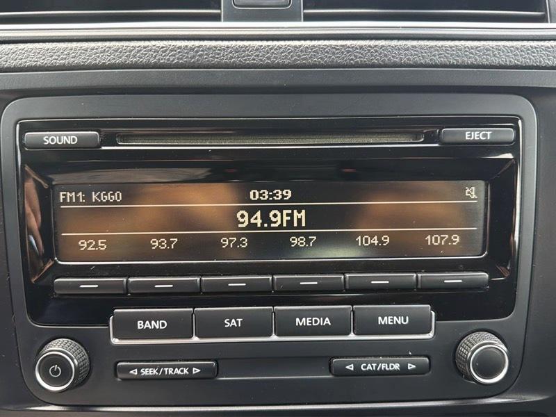 Volkswagen Jetta SE 6A 2015