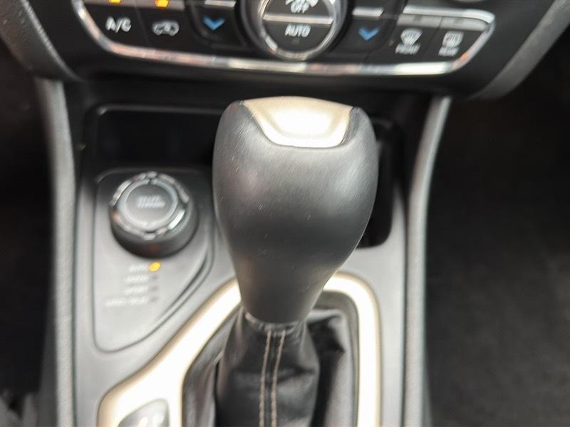Jeep Cherokee Limited 4WD 2015