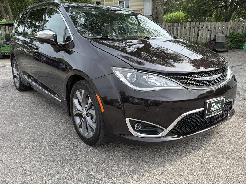 Chrysler Pacifica Limited 2019
