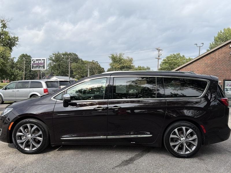 Chrysler Pacifica Limited 2019