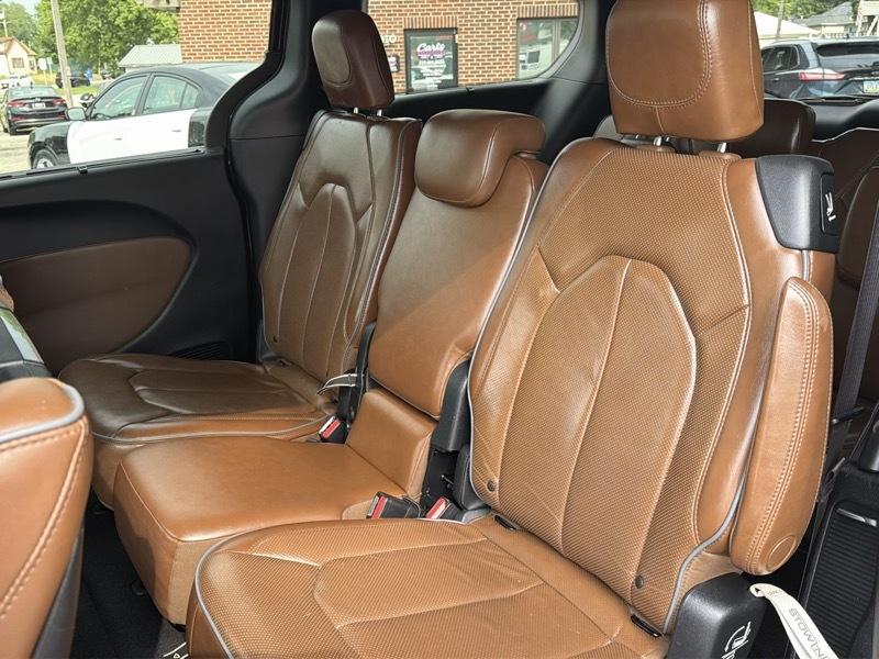 Chrysler Pacifica Limited 2019