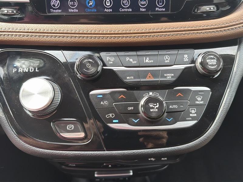 Chrysler Pacifica Limited 2019
