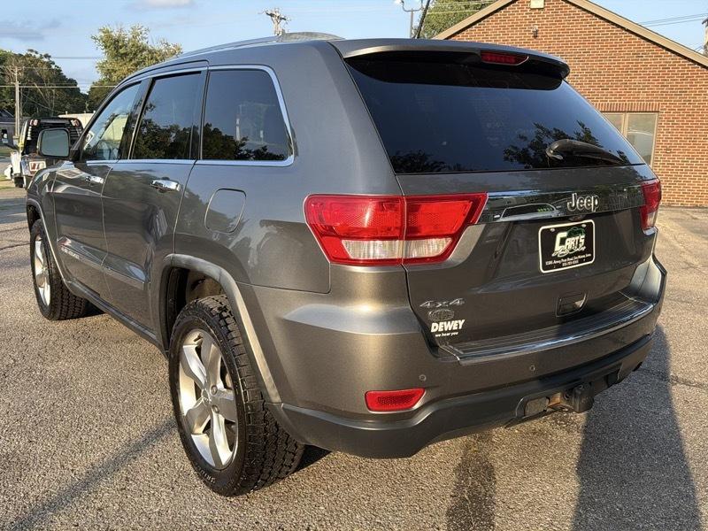 Jeep Grand Cherokee Overland 4WD 2011