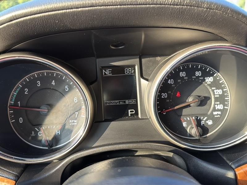Jeep Grand Cherokee Overland 4WD 2011