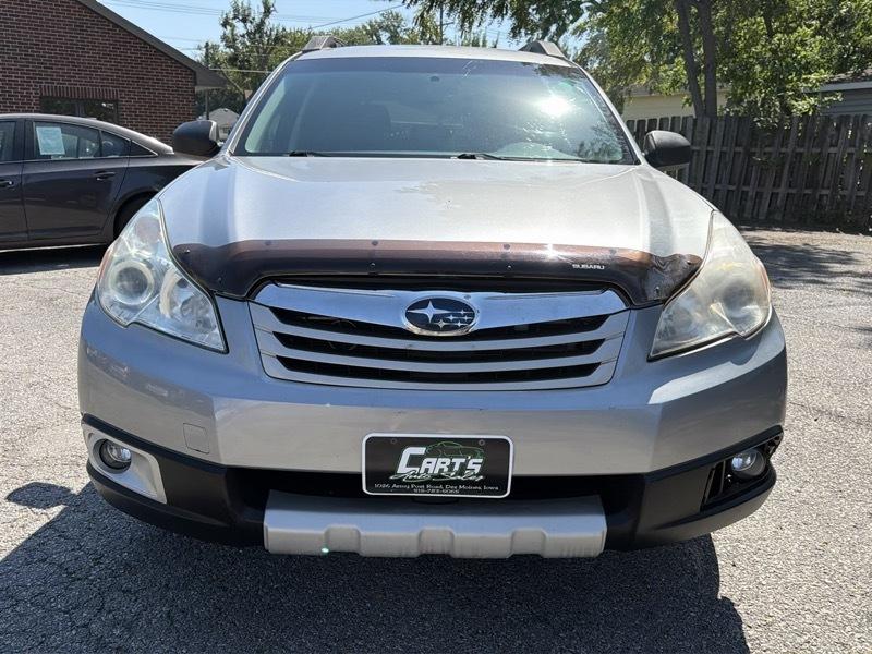Subaru Outback 2.5i Limited 2010