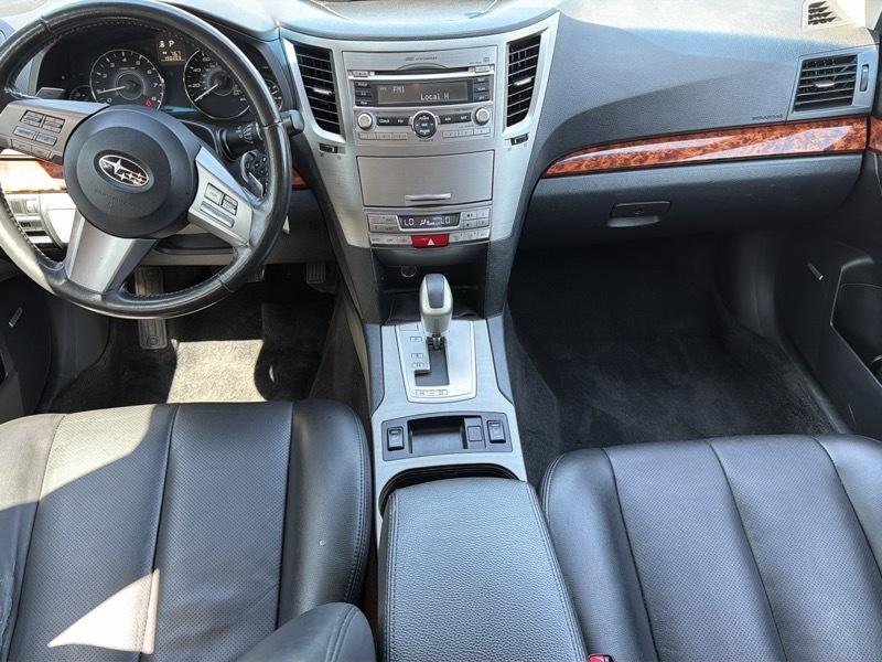 Subaru Outback 2.5i Limited 2010