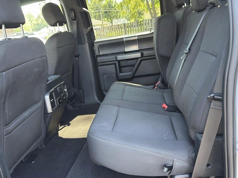 Ford F-150 4WD SuperCrew 145" XLT 2019