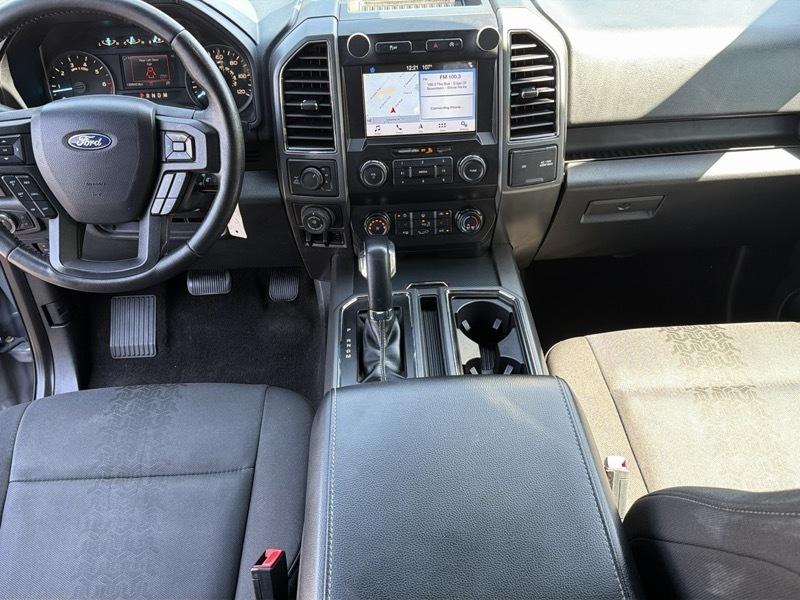 Ford F-150 4WD SuperCrew 145" XLT 2019