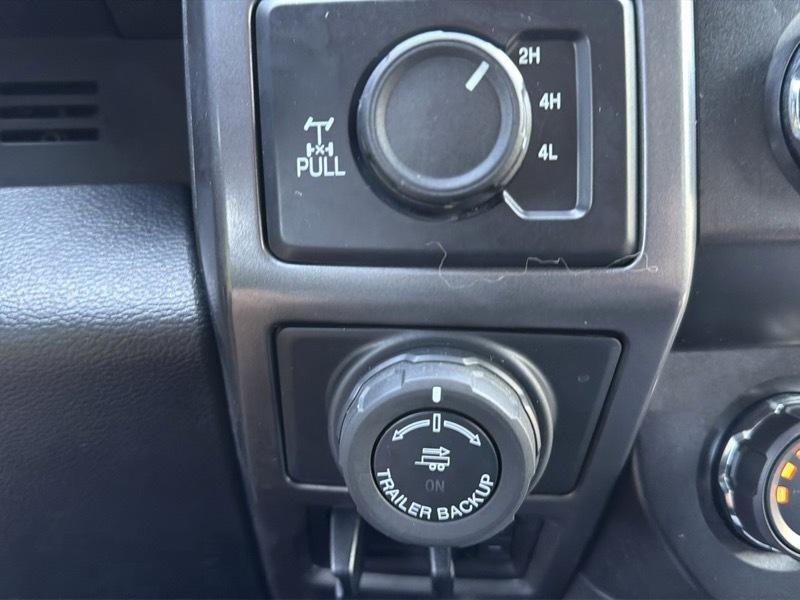 Ford F-150 4WD SuperCrew 145" XLT 2019