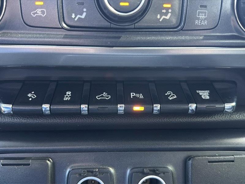 Chevrolet Silverado 2500HD 4WD Crew Cab 167.7" LTZ 2016