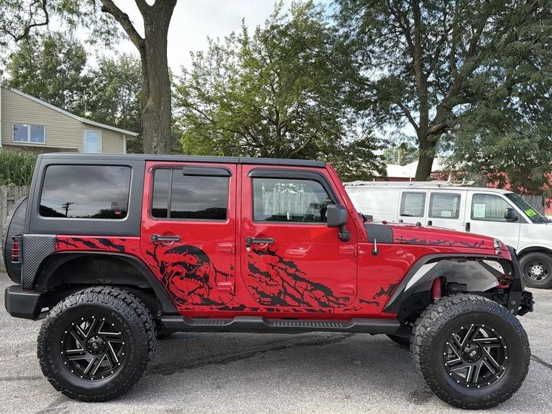 Jeep Wrangler Unlimited Sahara 4WD 2012