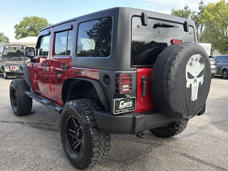 Jeep Wrangler Unlimited Sahara 4WD 2012