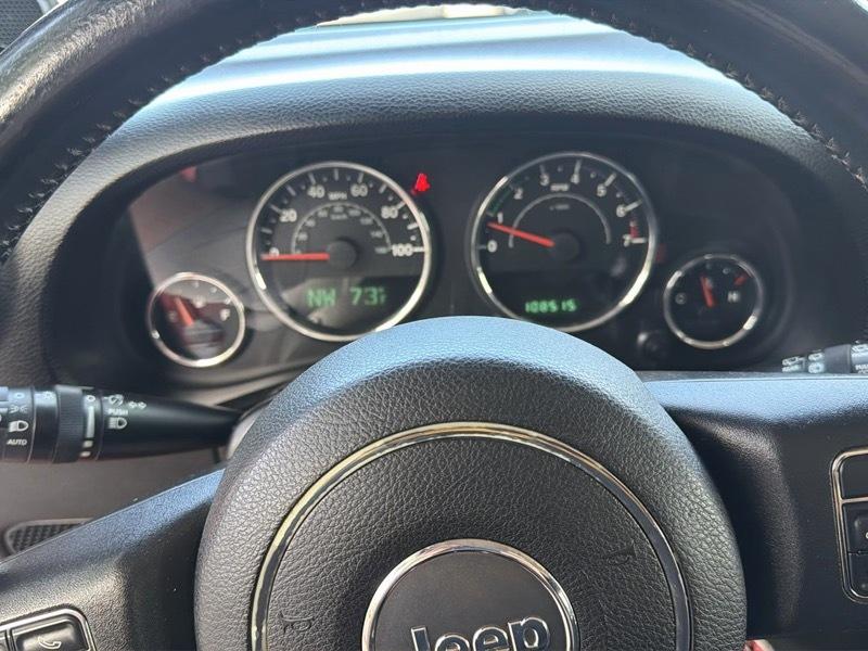 Jeep Wrangler Unlimited Sahara 4WD 2012