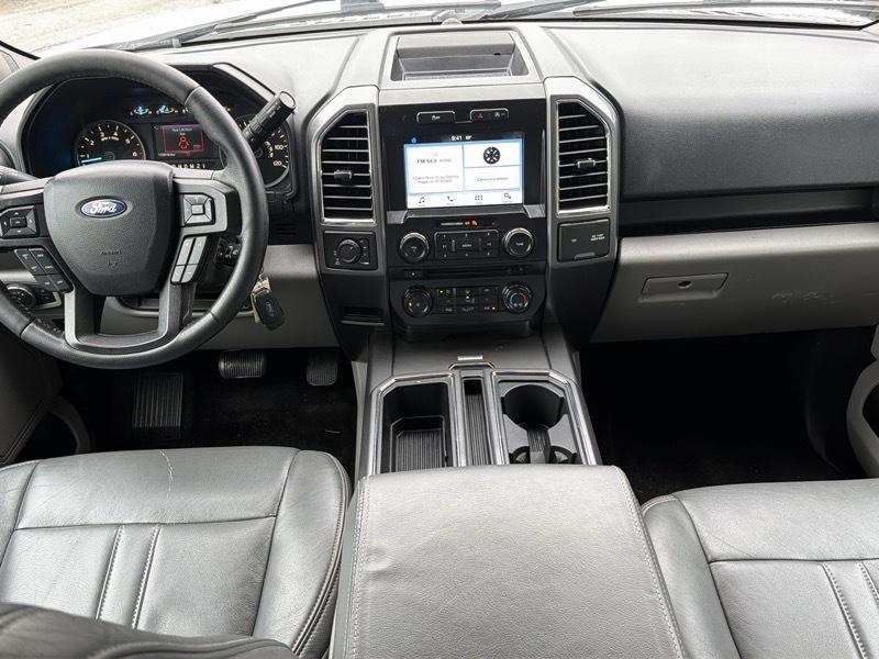 Ford F-150 4WD SuperCrew 139" XLT 2016