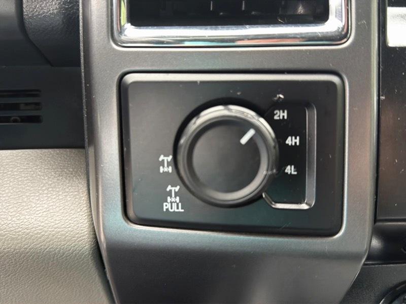 Ford F-150 4WD SuperCrew 139" XLT 2016